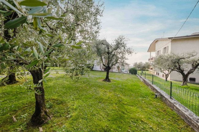 Villa in vendita a Pastrengo