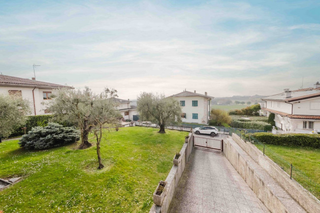 Villa in vendita a Pastrengo
