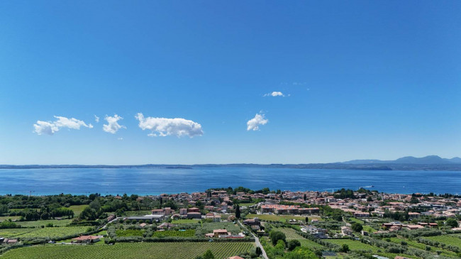 Appartamento in vendita a Bardolino