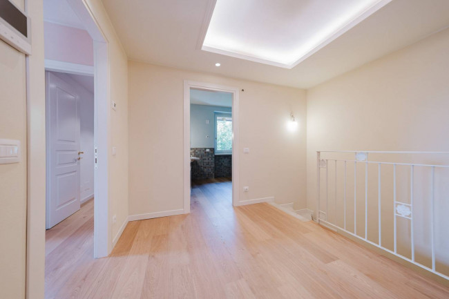 Villa in vendita a Castelnuovo del Garda