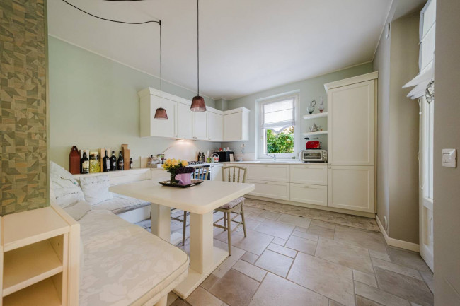 Villa in vendita a Castelnuovo del Garda