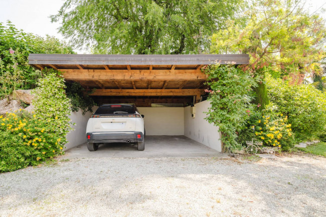 Villa in vendita a Castelnuovo del Garda
