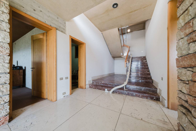 Villa in vendita a Sant'Ambrogio di Valpolicella