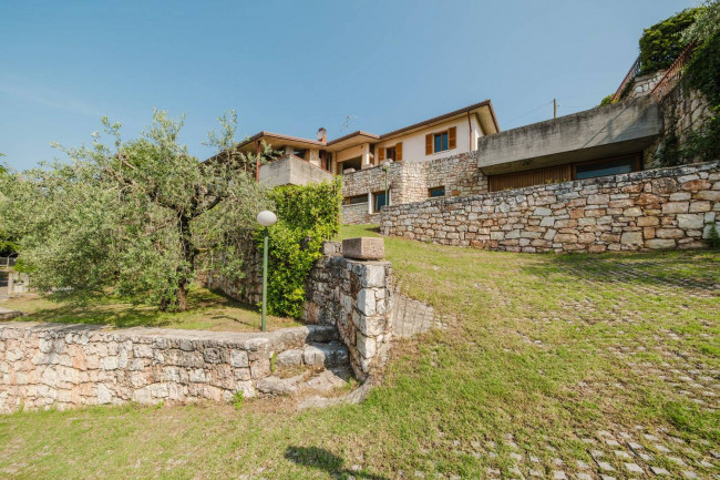 Villa in vendita a Sant'Ambrogio di Valpolicella