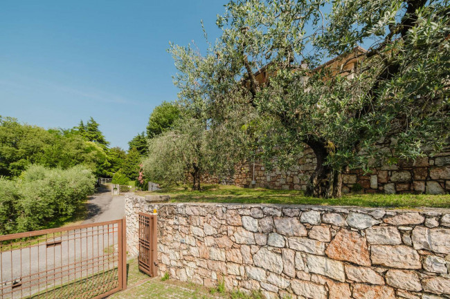 Villa in vendita a Sant'Ambrogio di Valpolicella