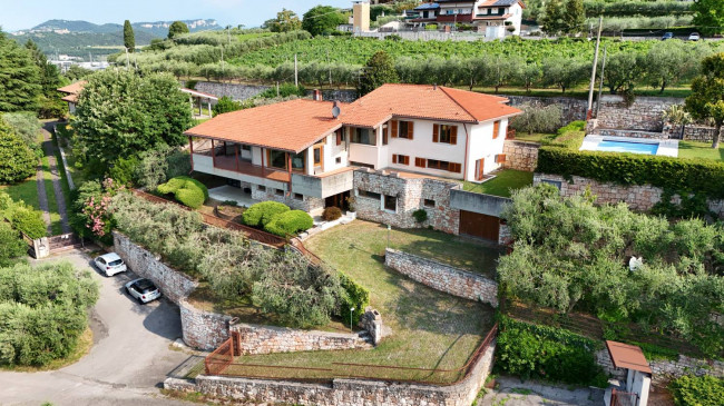 Villa in vendita a Sant'Ambrogio di Valpolicella