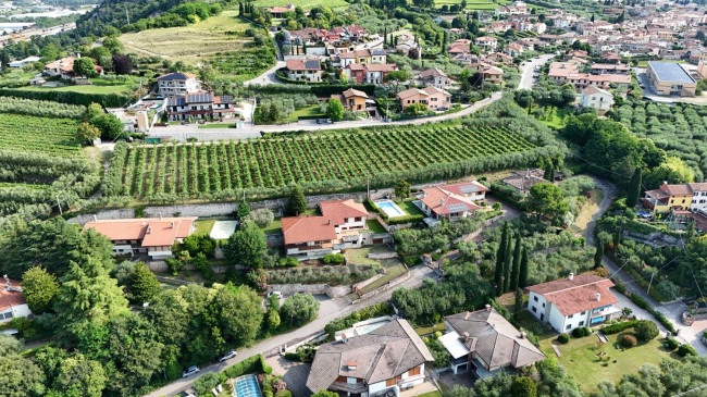 Villa in vendita a Sant'Ambrogio di Valpolicella