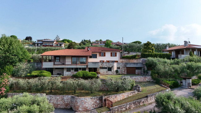Villa in vendita a Sant'Ambrogio di Valpolicella