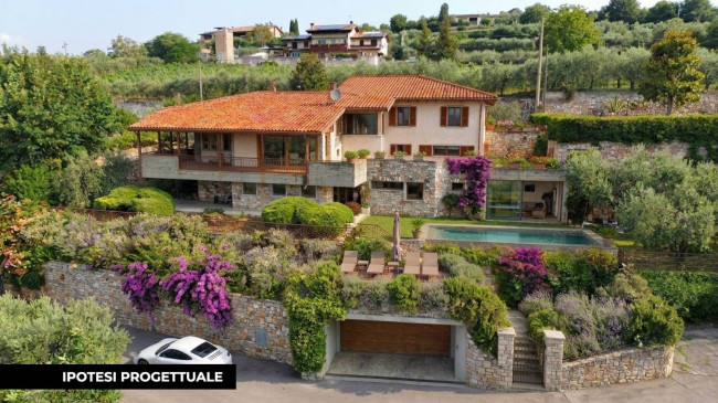 Villa in vendita a Sant'Ambrogio di Valpolicella