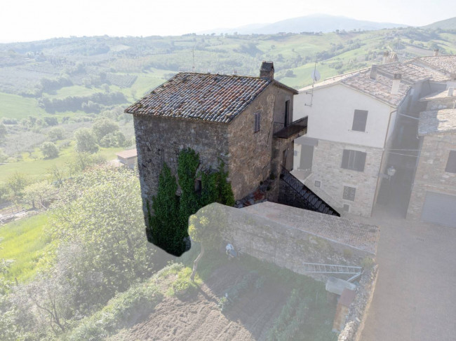 Rustico in vendita a Saragano, Gualdo Cattaneo (PG)