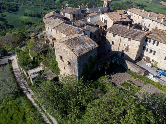 Rustico in vendita a Saragano, Gualdo Cattaneo (PG)