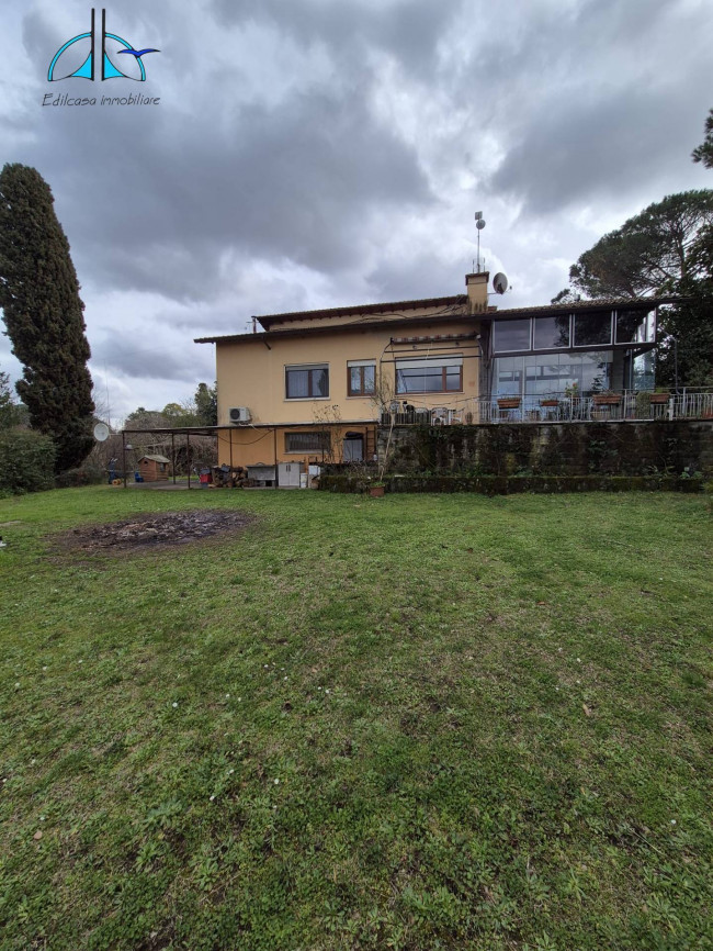 Villa in vendita a Grottaferrata (RM)