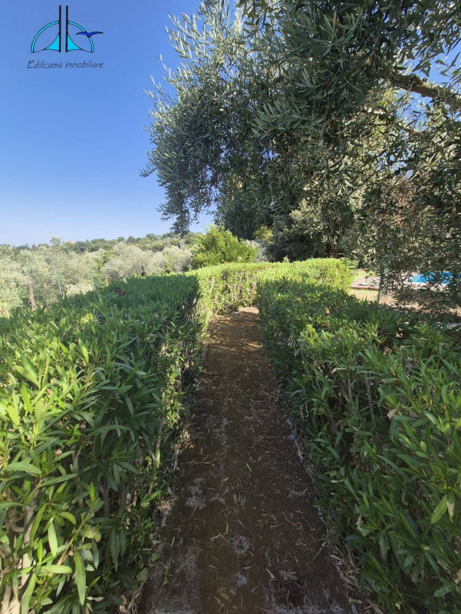 Villa in vendita a Montopoli di Sabina