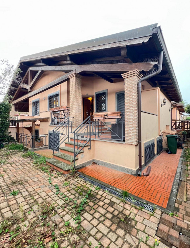 Villette a schiera in vendita a Roma