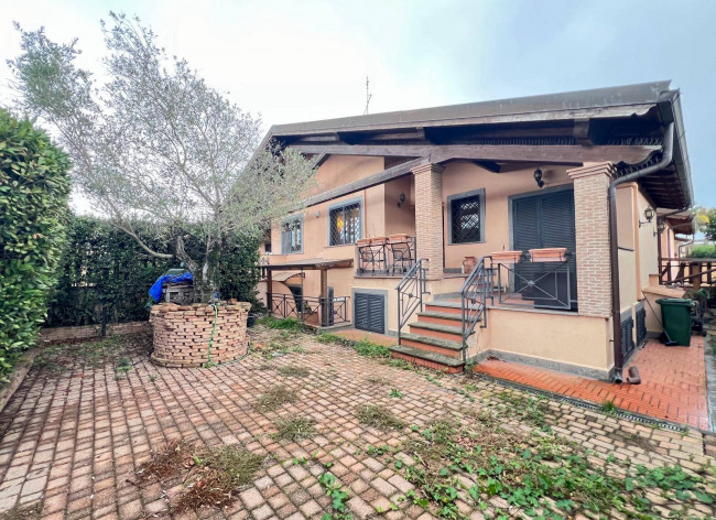 Villette a schiera in vendita a Roma