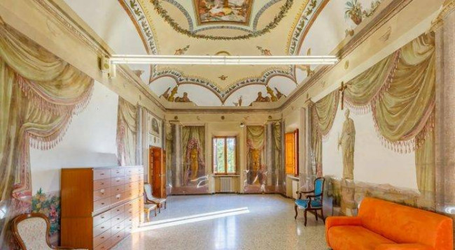 Monastero - Badia in vendita a Siena