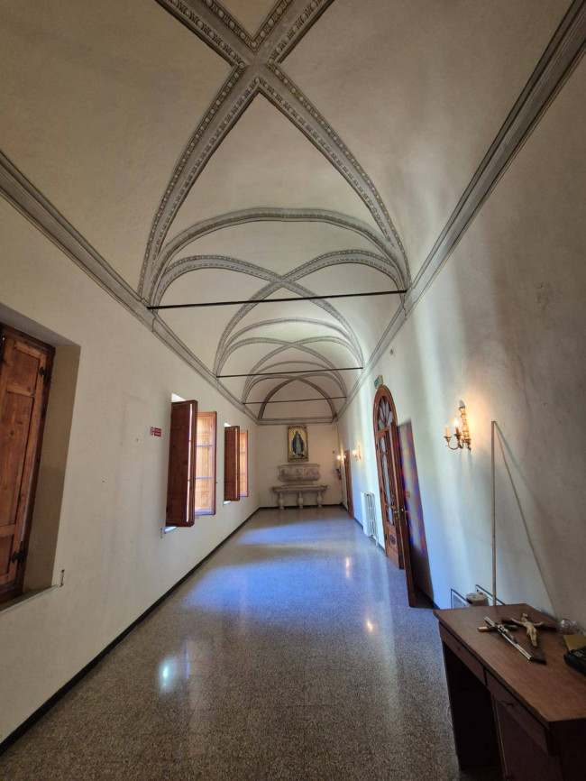 Monastero - Badia in vendita a Siena