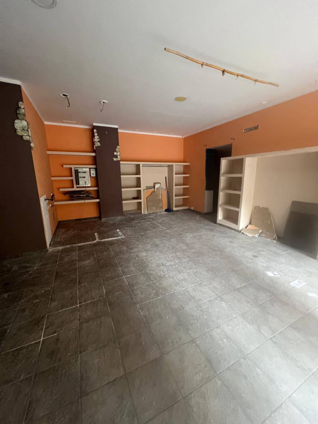 Attività commerciale in affitto a Roma