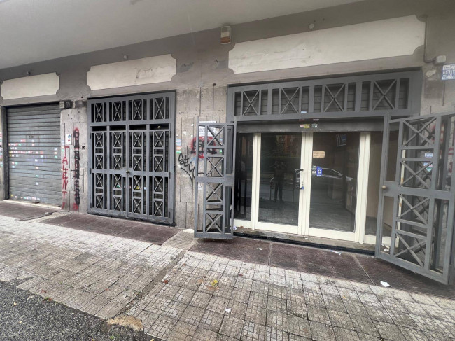 Attività commerciale in affitto a Roma