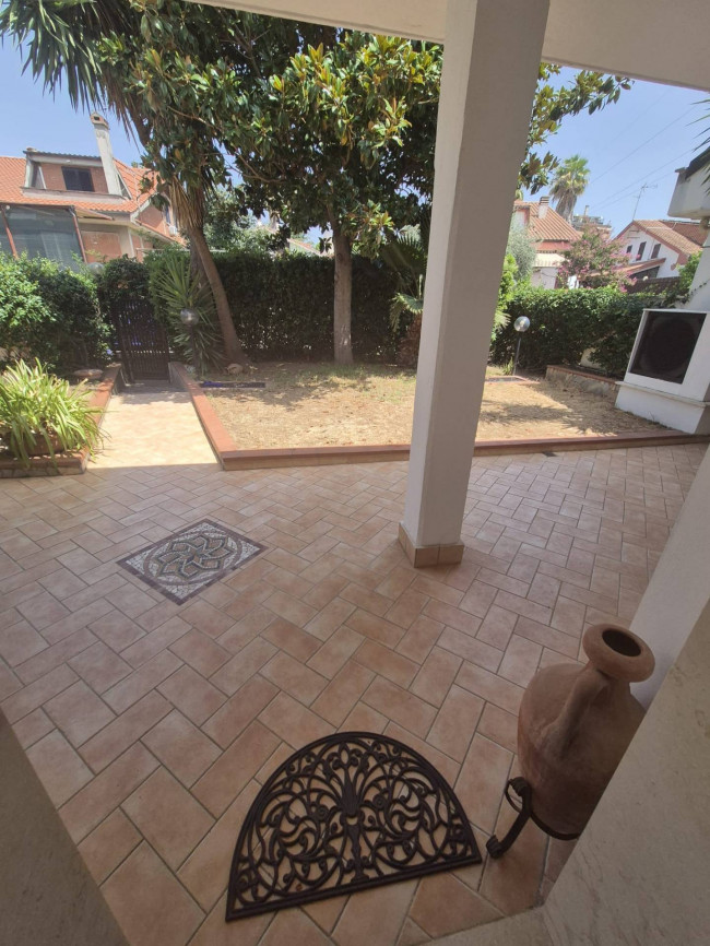 Villa in vendita a Guidonia Montecelio