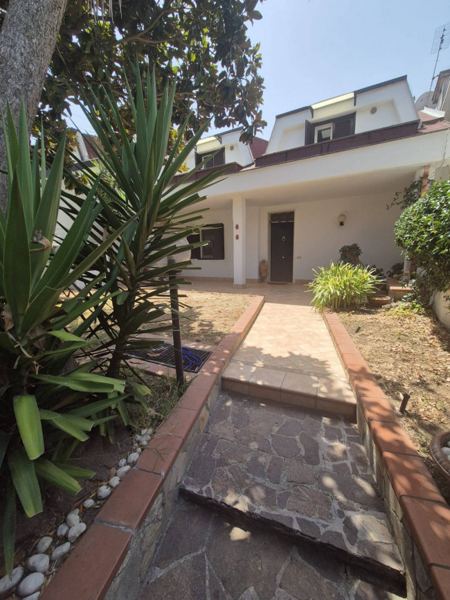 Villa in vendita a Guidonia Montecelio
