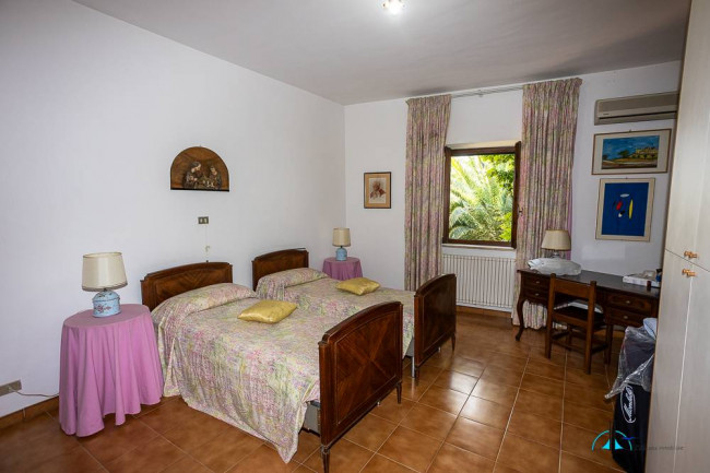 Villa in vendita a Collevecchio