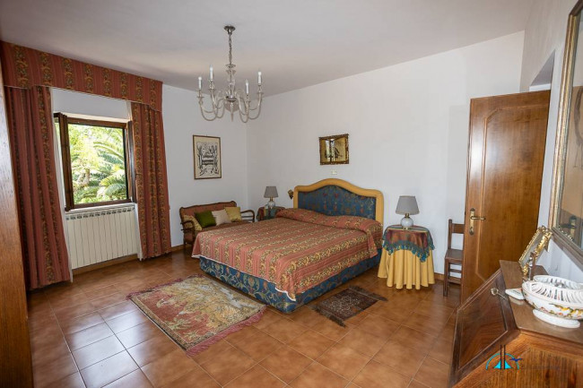 Villa in vendita a Collevecchio