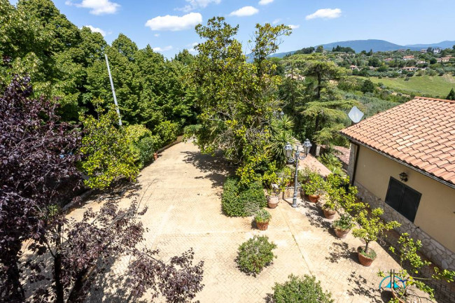 Villa in vendita a Collevecchio