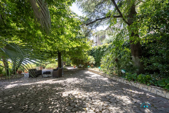 Villa in vendita a Collevecchio