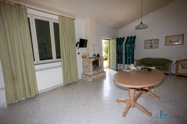 Villa in vendita a Collevecchio