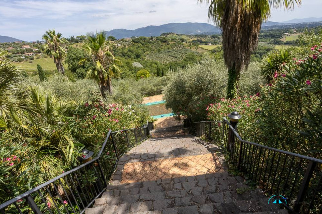 Villa in vendita a Collevecchio