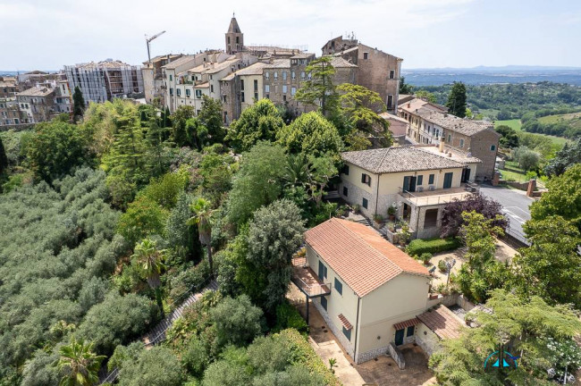 Villa in vendita a Collevecchio