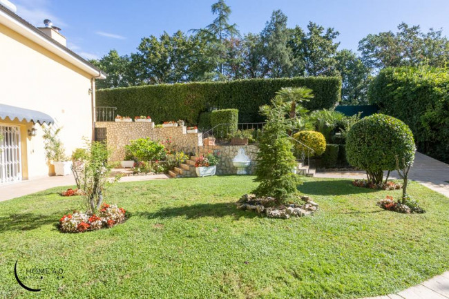 Villa in vendita a Formello