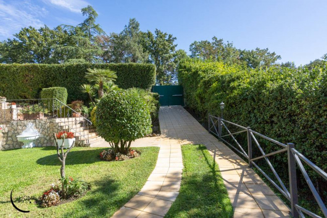 Villa in vendita a Formello
