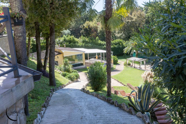 Villa in vendita a Formello