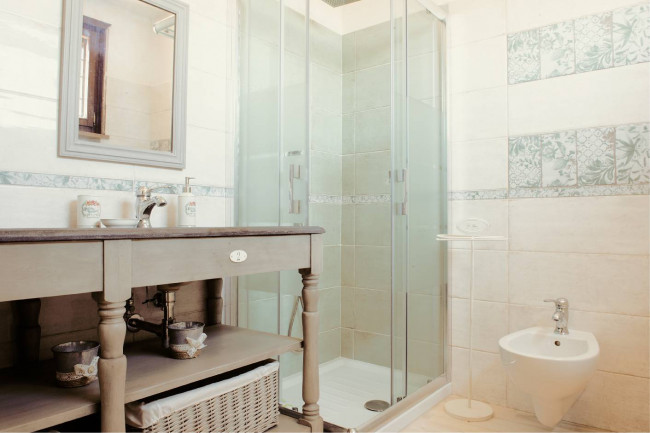 Villa adibita ad uso b&b in vendita a Fiumicino