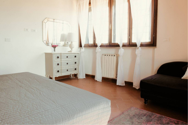 Villa adibita ad uso b&b in vendita a Fiumicino