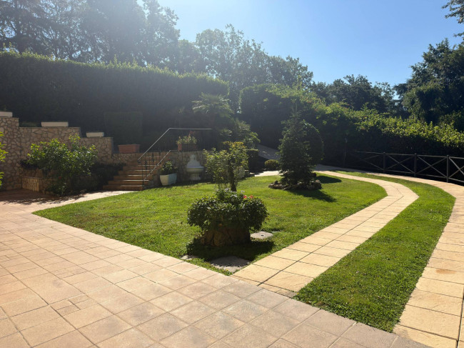 Villa in vendita a Formello
