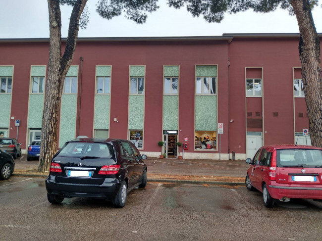 Ufficio in affitto a Bastia Umbra (PG)