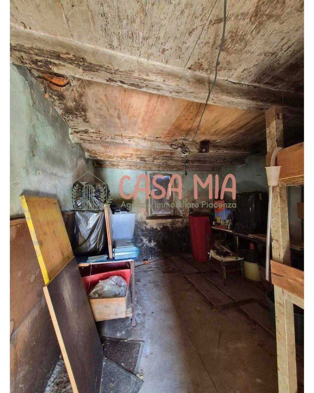 Rustico/Casale in vendita a Borgonovo Val ... - foto 8