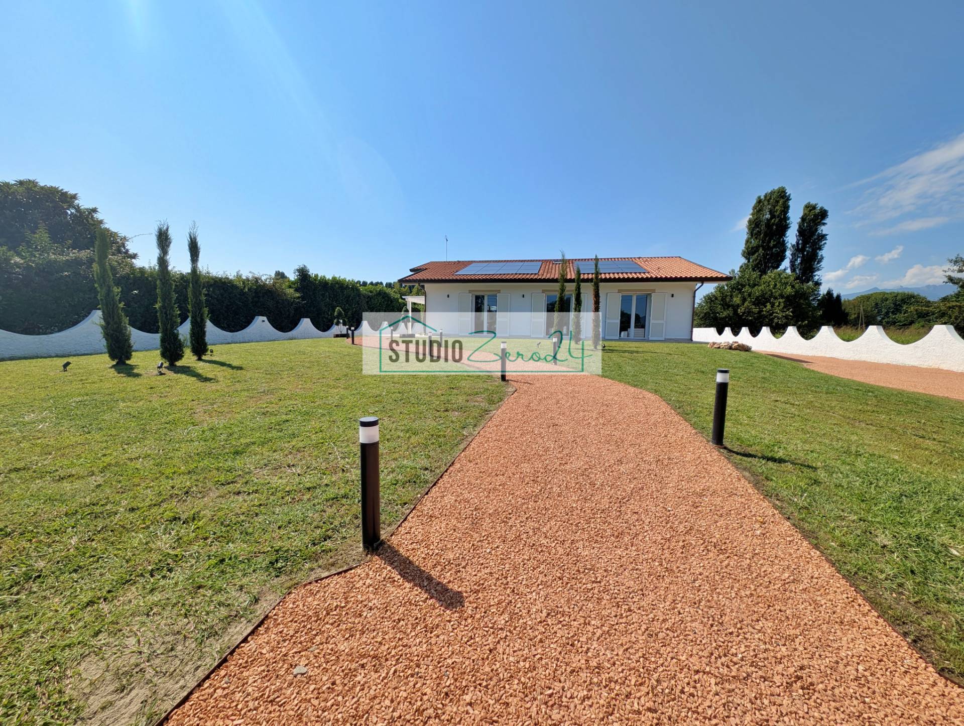 Villa for sale in Pietrasanta