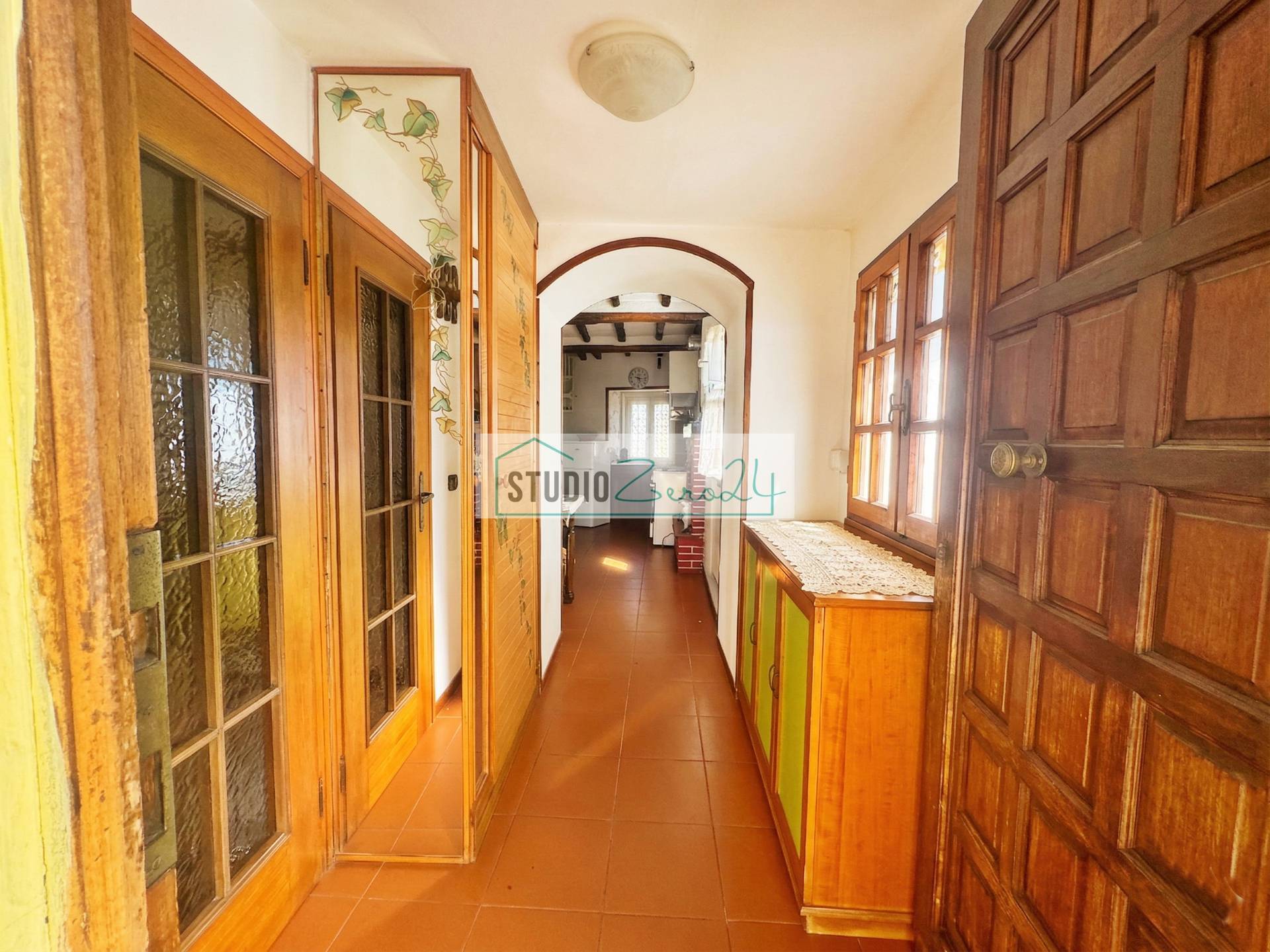 Single House for sale in Massa