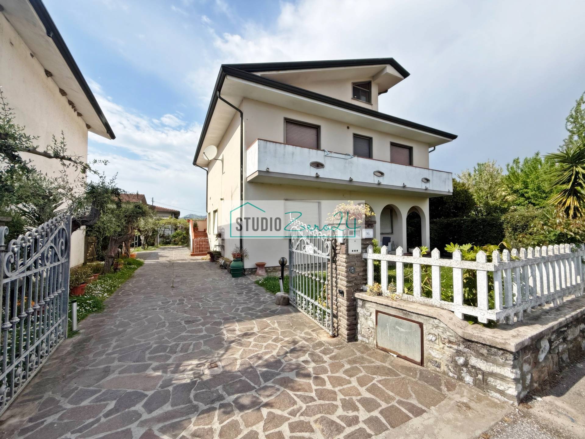 Casa singola in vendita a Massarosa