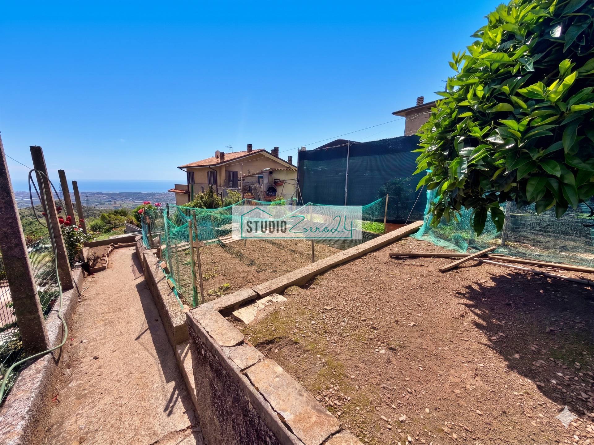 Single House for sale in Pietrasanta
