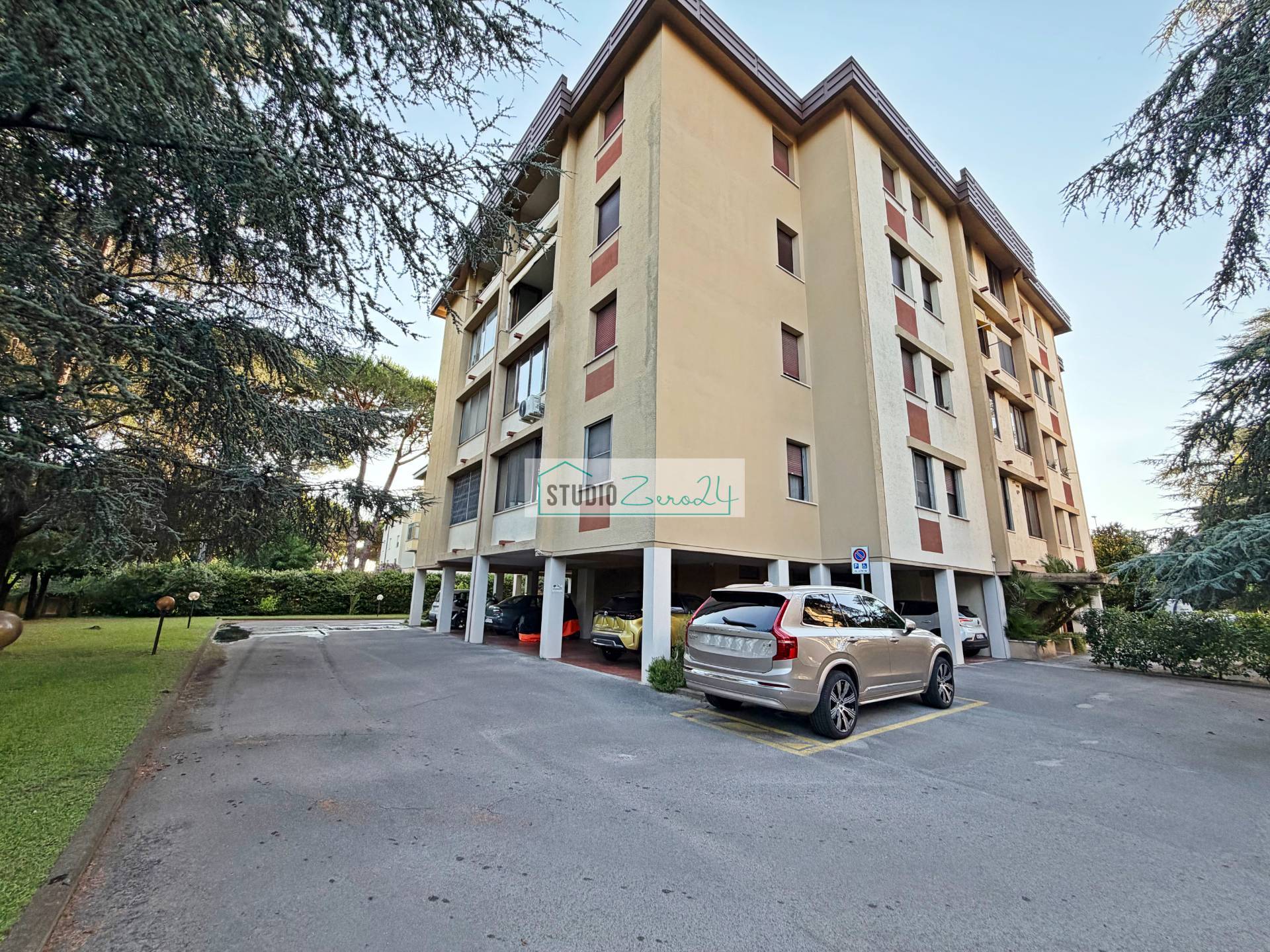 Appartamento in vendita a Viareggio