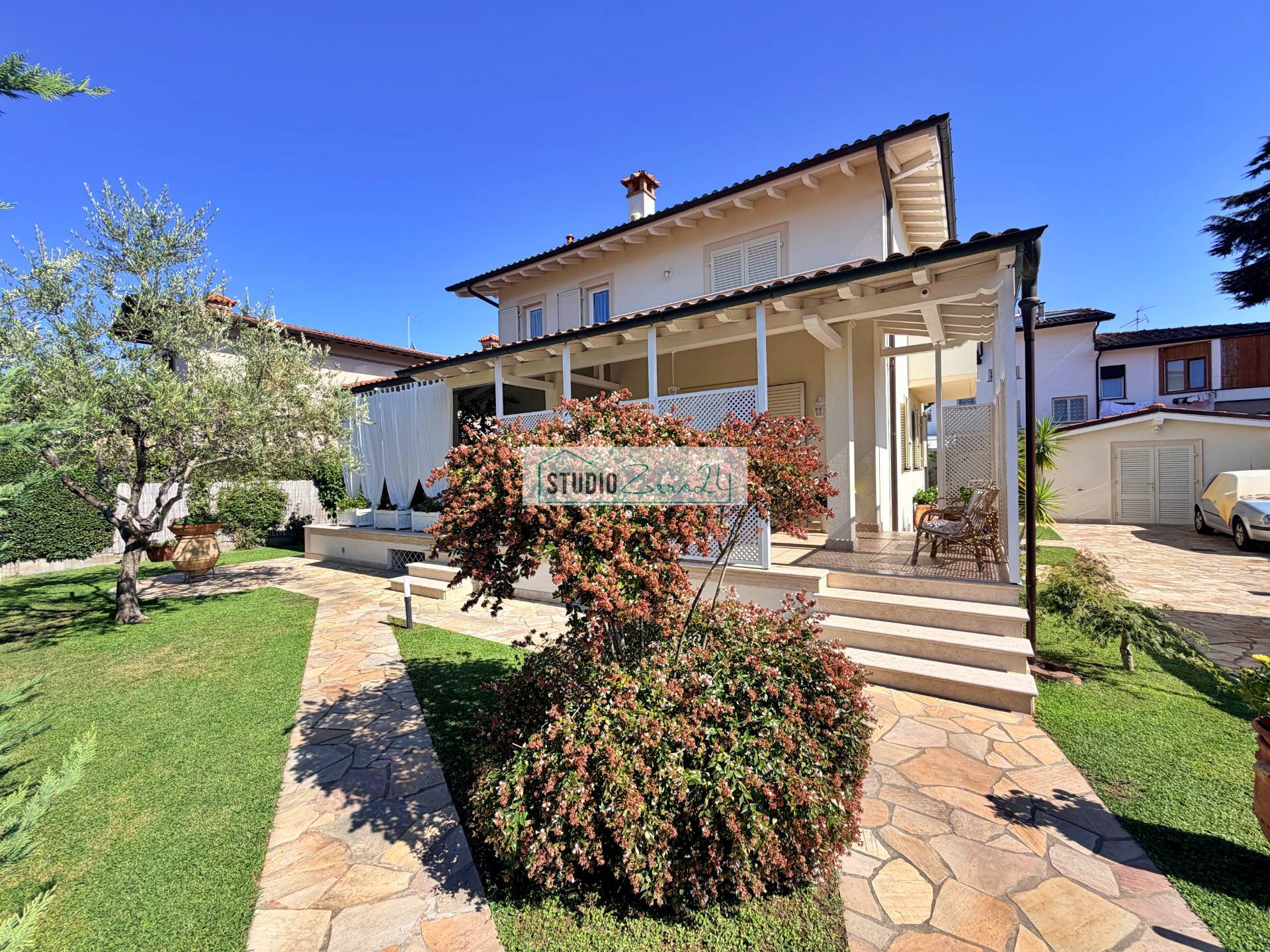 Villa in vendita a Pietrasanta