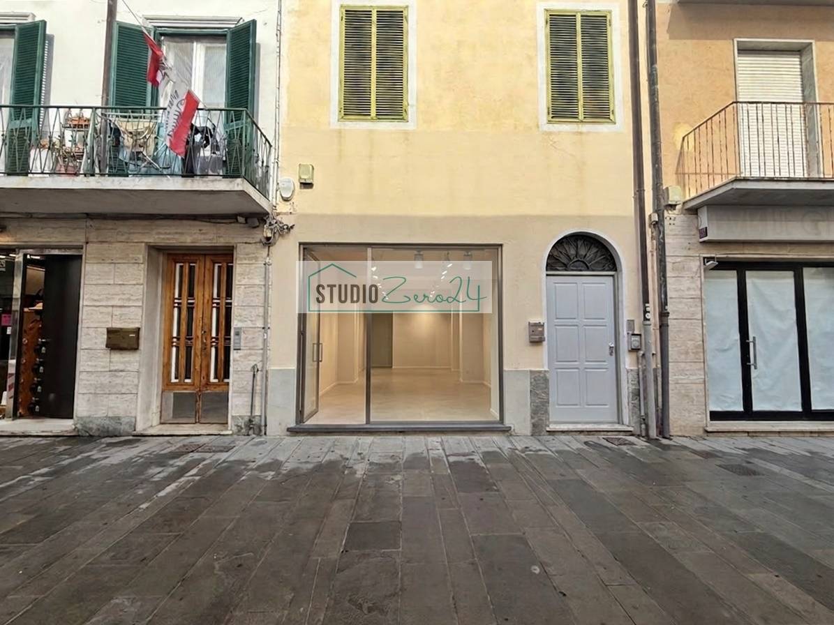 Commercial Property for sale in Viareggio