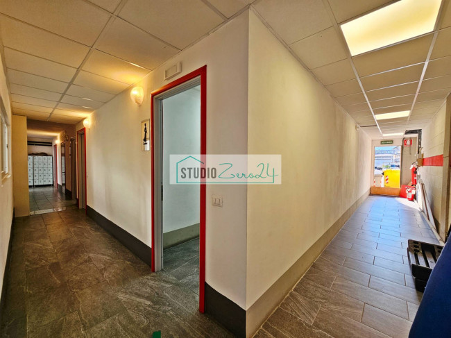 Locale commerciale in vendita a Massarosa