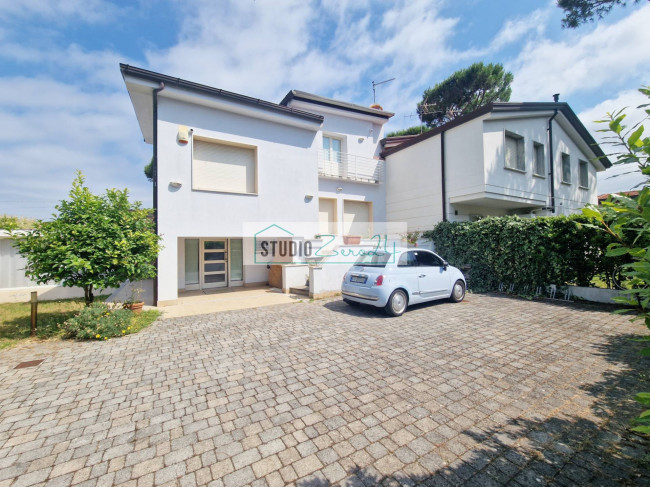 Casa singola in vendita a Camaiore