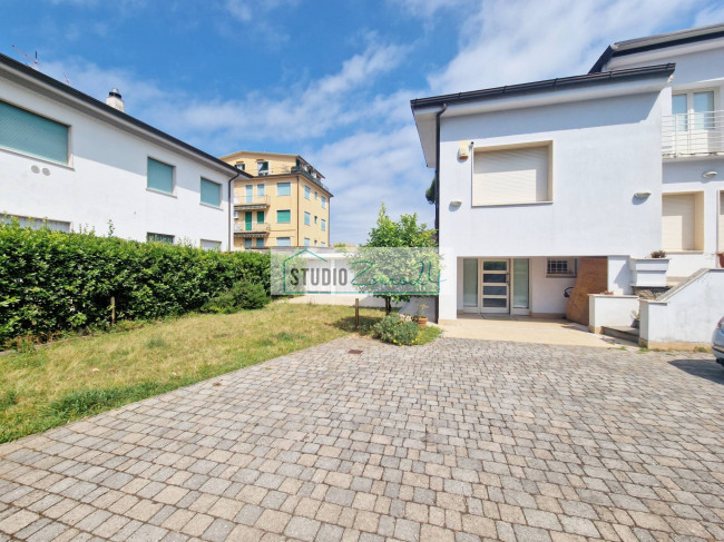 Casa singola in vendita a Camaiore